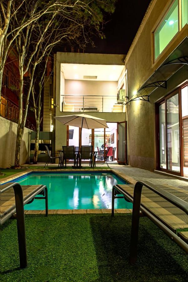 The Pillows Suite Pretoria-Noord Exterior foto